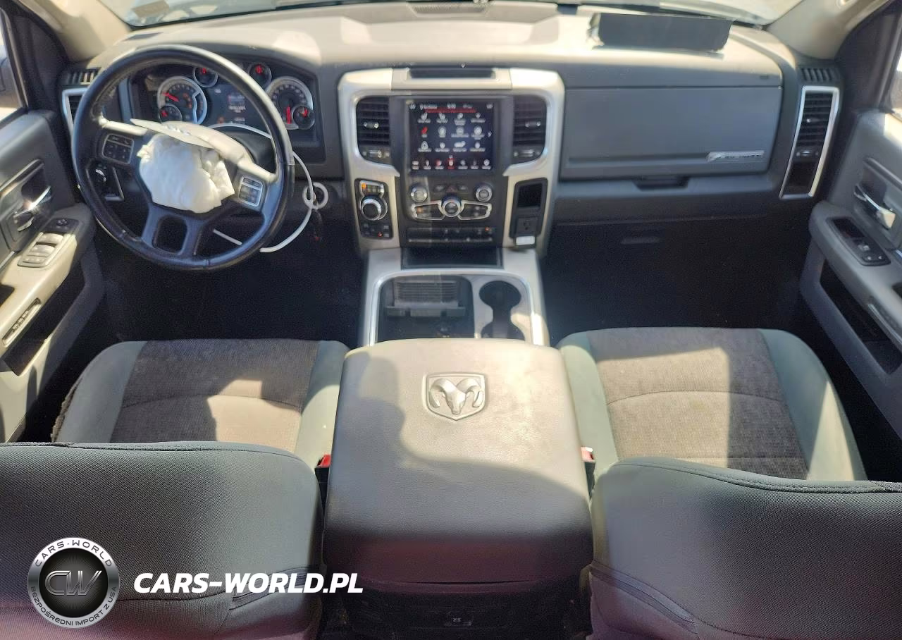 2018 Ram 1500 Slt VIN:3C6RR7LT3JG266435 - 8