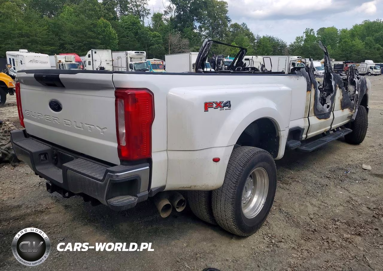 2024 Ford F350 Super Duty VIN:1FT8W3DT9REC24410 - 3