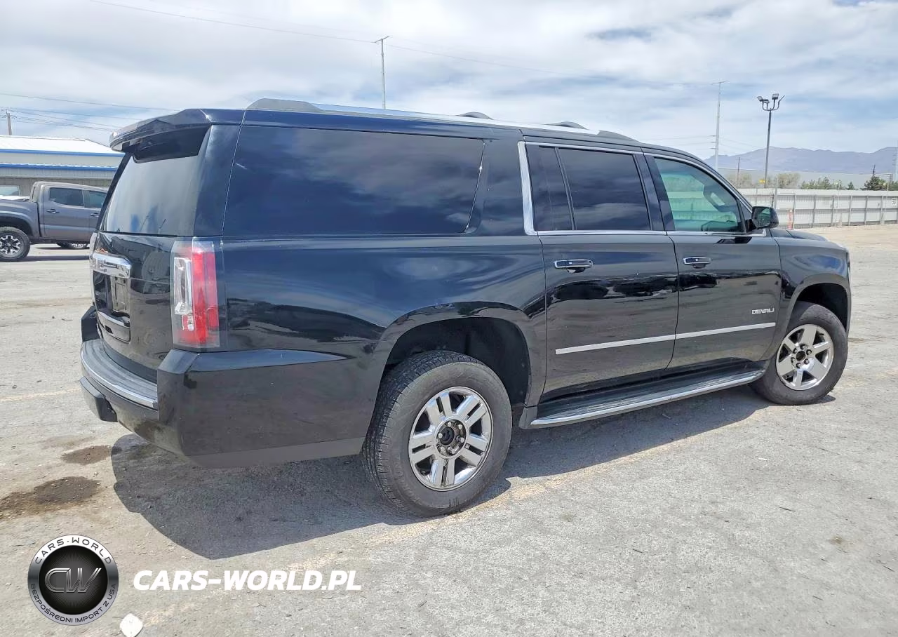 2018 GMC Yukon Xl Denali VIN:1GKS2HKJ7JR204285 - 3