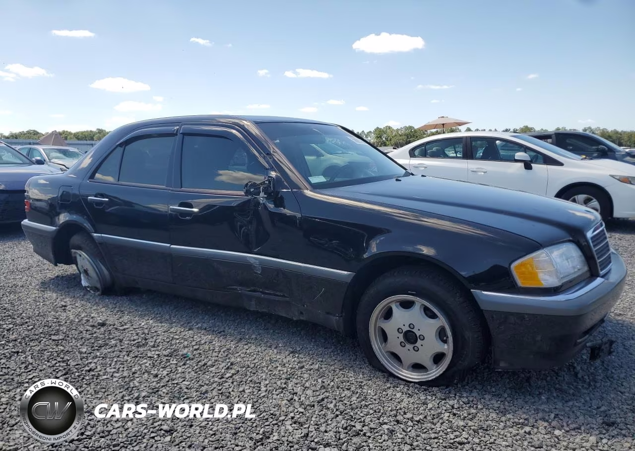 1999 Mercedes-Benz C 230 VIN:WDBHA24G9XA685508 - 4