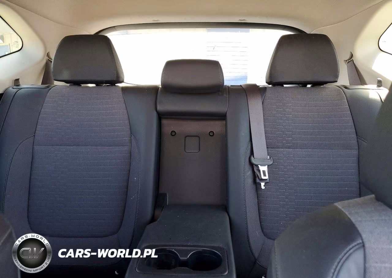 2023 Kia Seltos S VIN:KNDEU2AA5P7422912 - 10