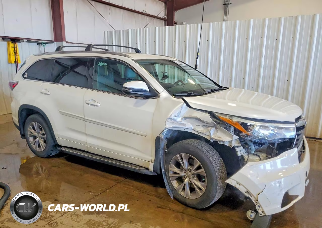 2015 Toyota Highlander Xle VIN:5TDKKRFH7FS097689 - 4