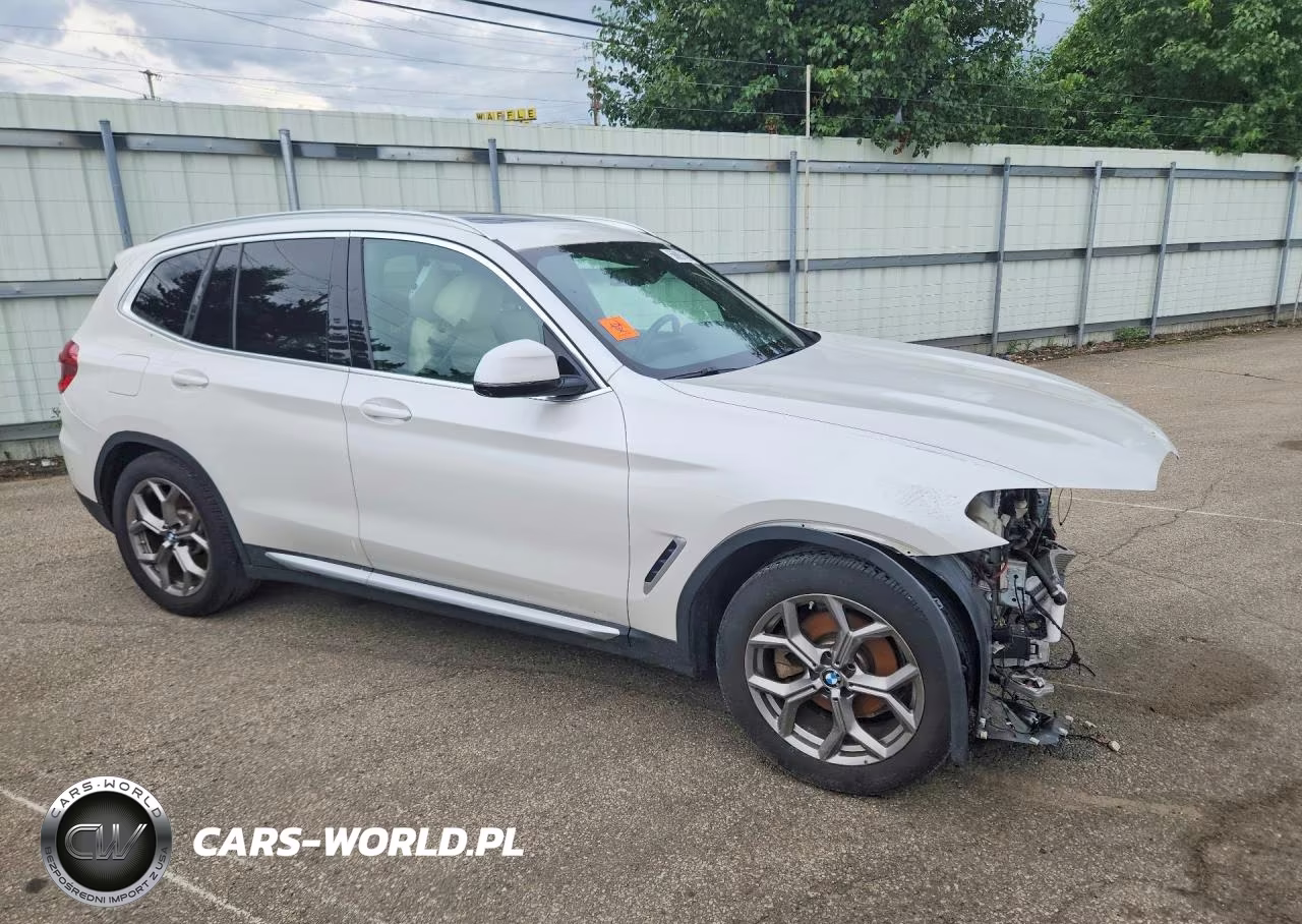 2021 BMW X3 xDrive30E VIN:5UXTS1C02M9H02476 - 4