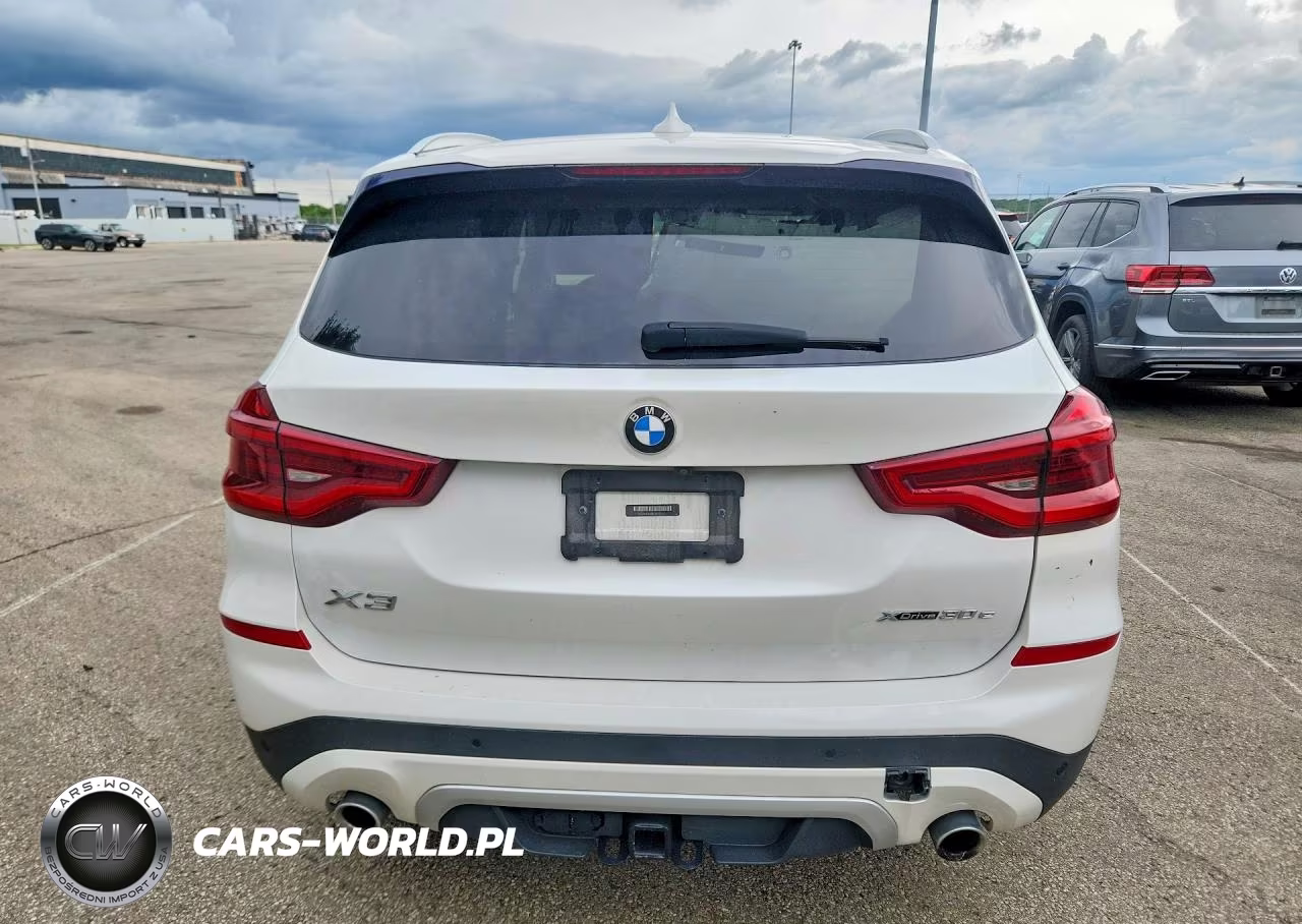 2021 BMW X3 xDrive30E VIN:5UXTS1C02M9H02476 - 6
