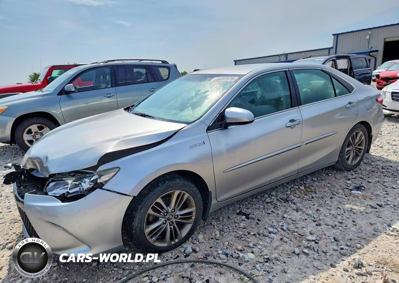 2015 Toyota Camry Hybrid Se – zdjęcie 1 z 12