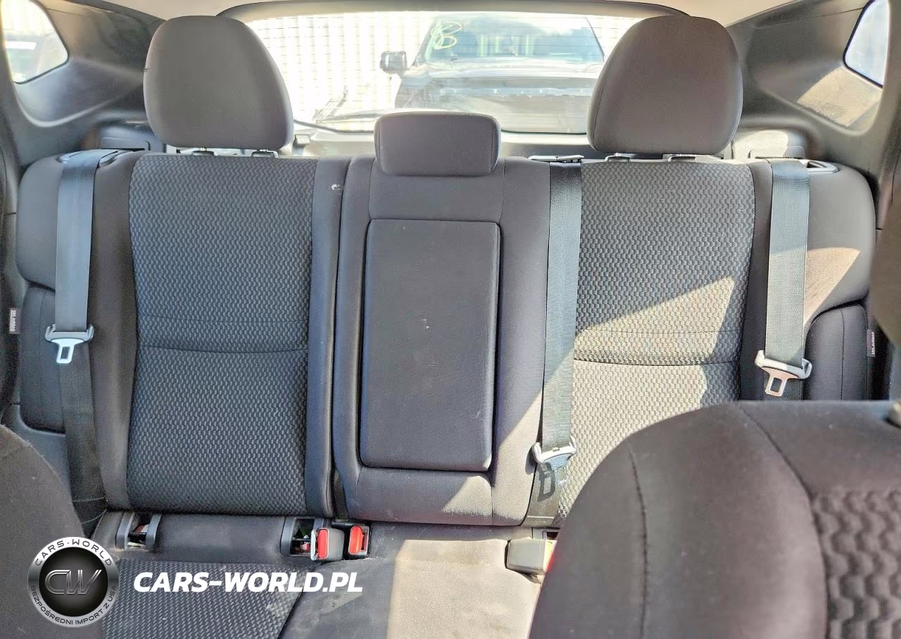 2021 Nissan Rogue Sport S VIN:JN1BJ1AW8MW425700 - 10