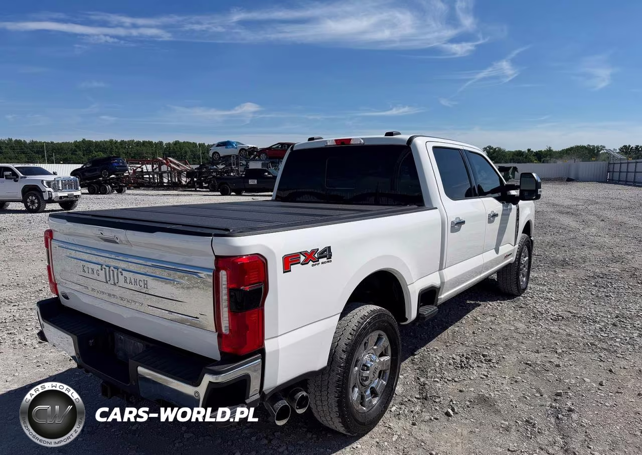 2024 Ford F250 Super Duty VIN:1FT8W2BT3REF13537 - 4