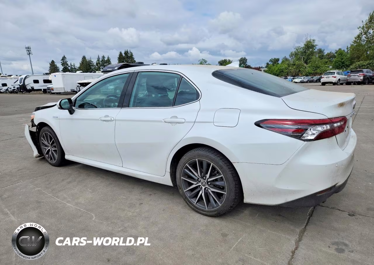 2021 Toyota Camry Xle VIN:4T1F31AK8MU553786 - 2