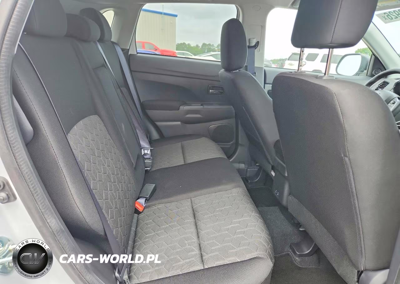 2026 Mitsubishi Outlander Sport S VIN:JA4ARUAU0TU021098 - 11