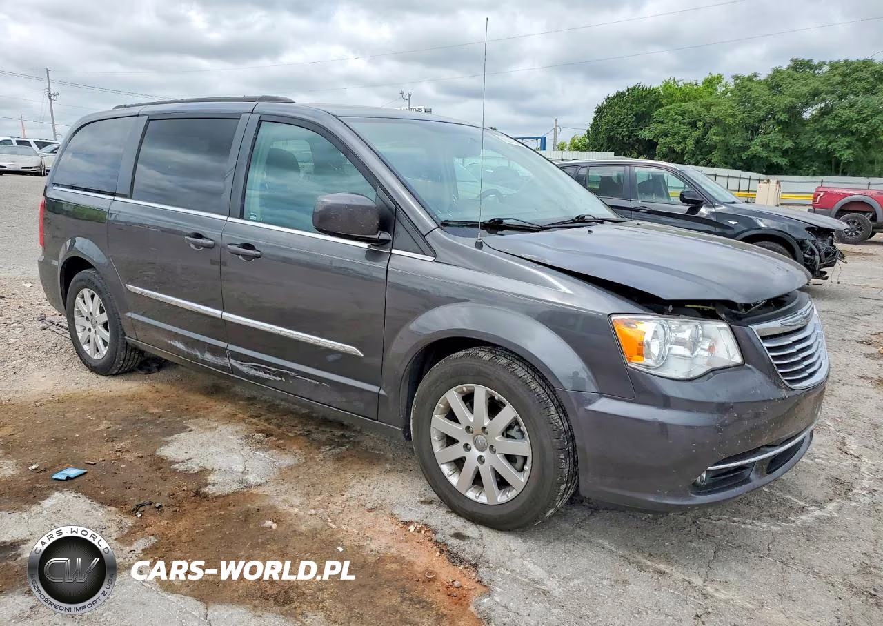 2016 Chrysler Town & Country Touring VIN:2C4RC1BG6GR298634 - 4