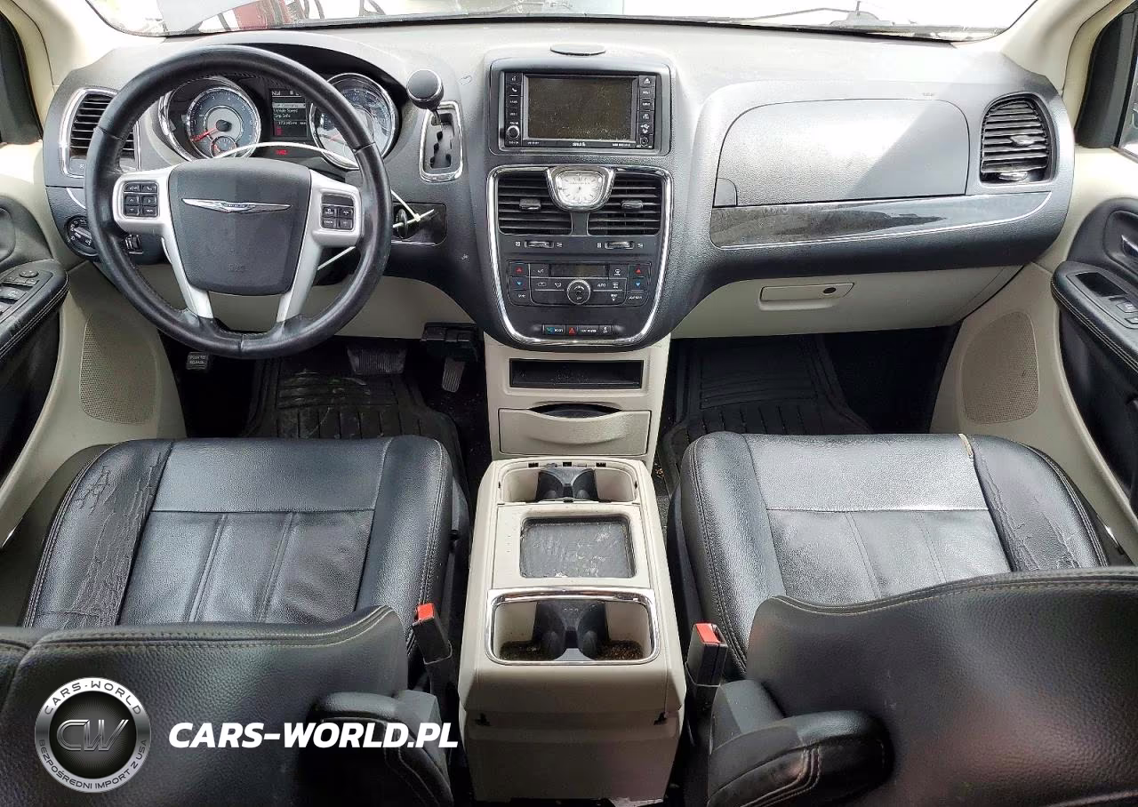 2016 Chrysler Town & Country Touring VIN:2C4RC1BG6GR298634 - 8
