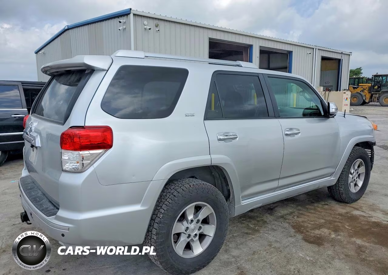 2010 Toyota 4Runner Sr5 VIN:JTEZU5JR5A5000341 - 3