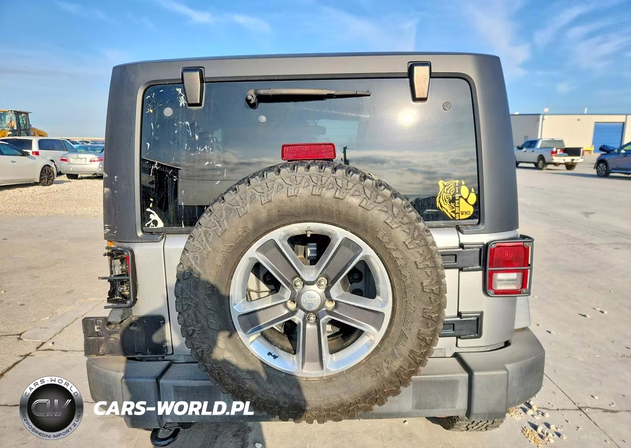 2015 Jeep Wrangler Sport VIN:1C4AJWAG8FL746235 - 6