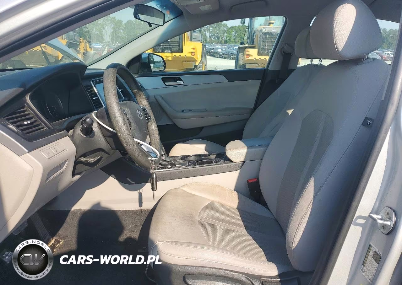 2019 Hyundai Sonata Se VIN:5NPE24AF4KH790211 - 7