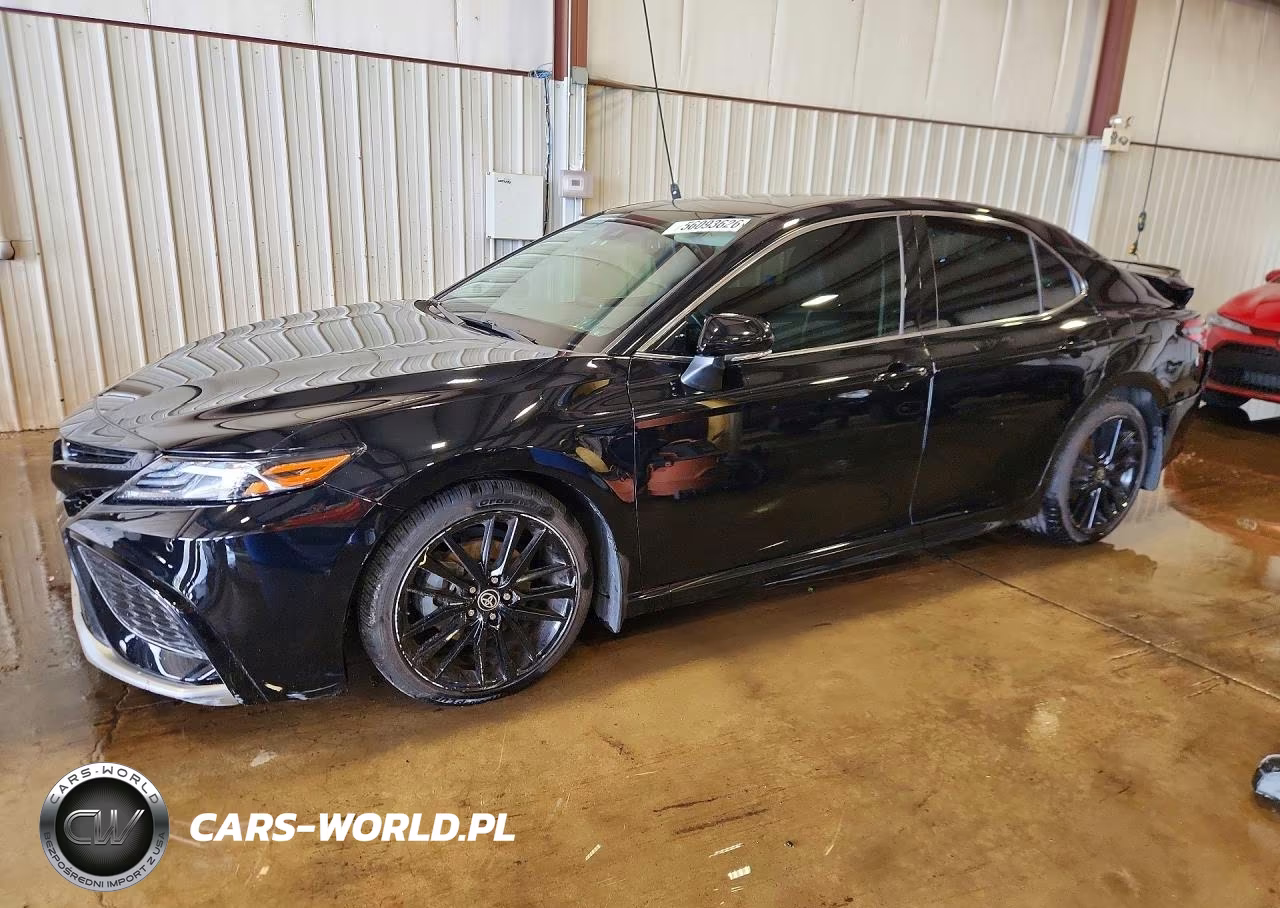 2021 Toyota Camry Xse – zdjęcie 1 z 12
