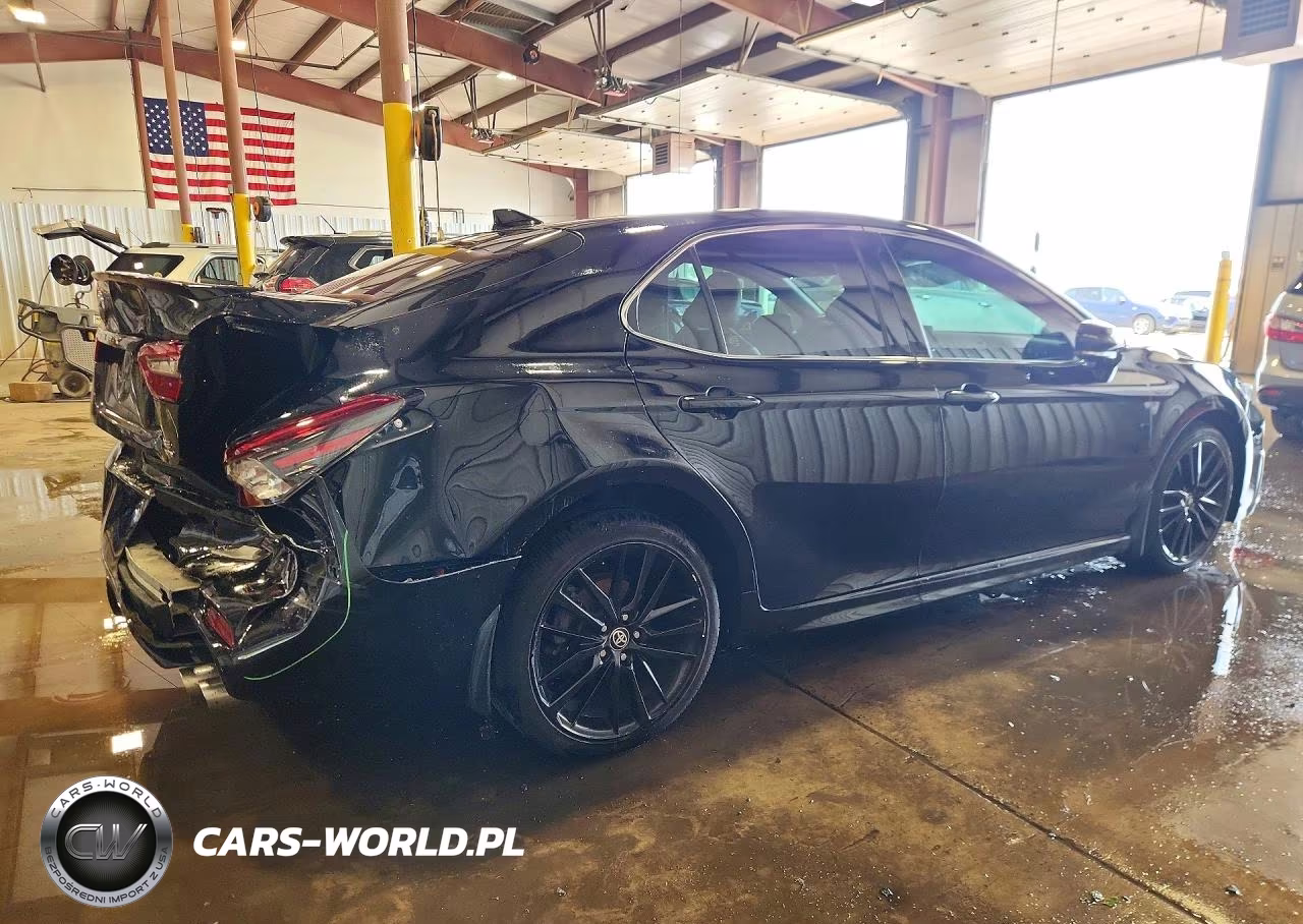 2021 Toyota Camry Xse VIN:4T1K61BK5MU040452 - 3
