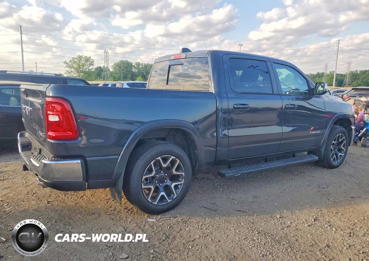 2026 Ram 1500 Laramie VIN:1C6SRFJP7TN171520 - 3
