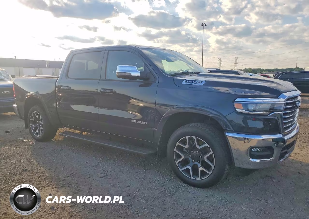 2026 Ram 1500 Laramie VIN:1C6SRFJP7TN171520 - 4