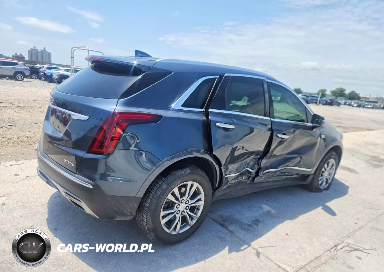 2020 Cadillac Xt5 Premium Luxury VIN:1GYKNCR45LZ197260 - 3