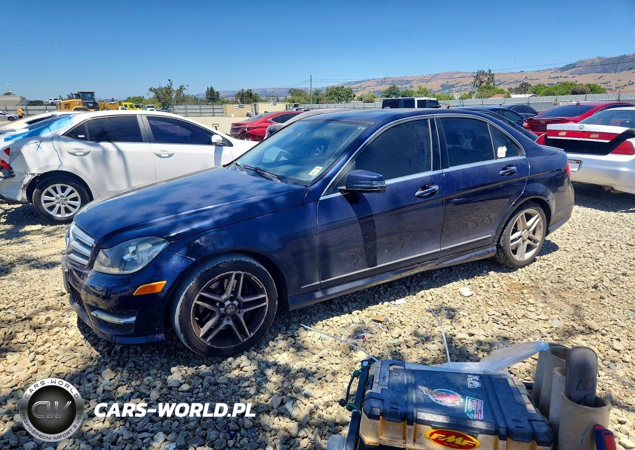 2013 Mercedes-Benz C 350