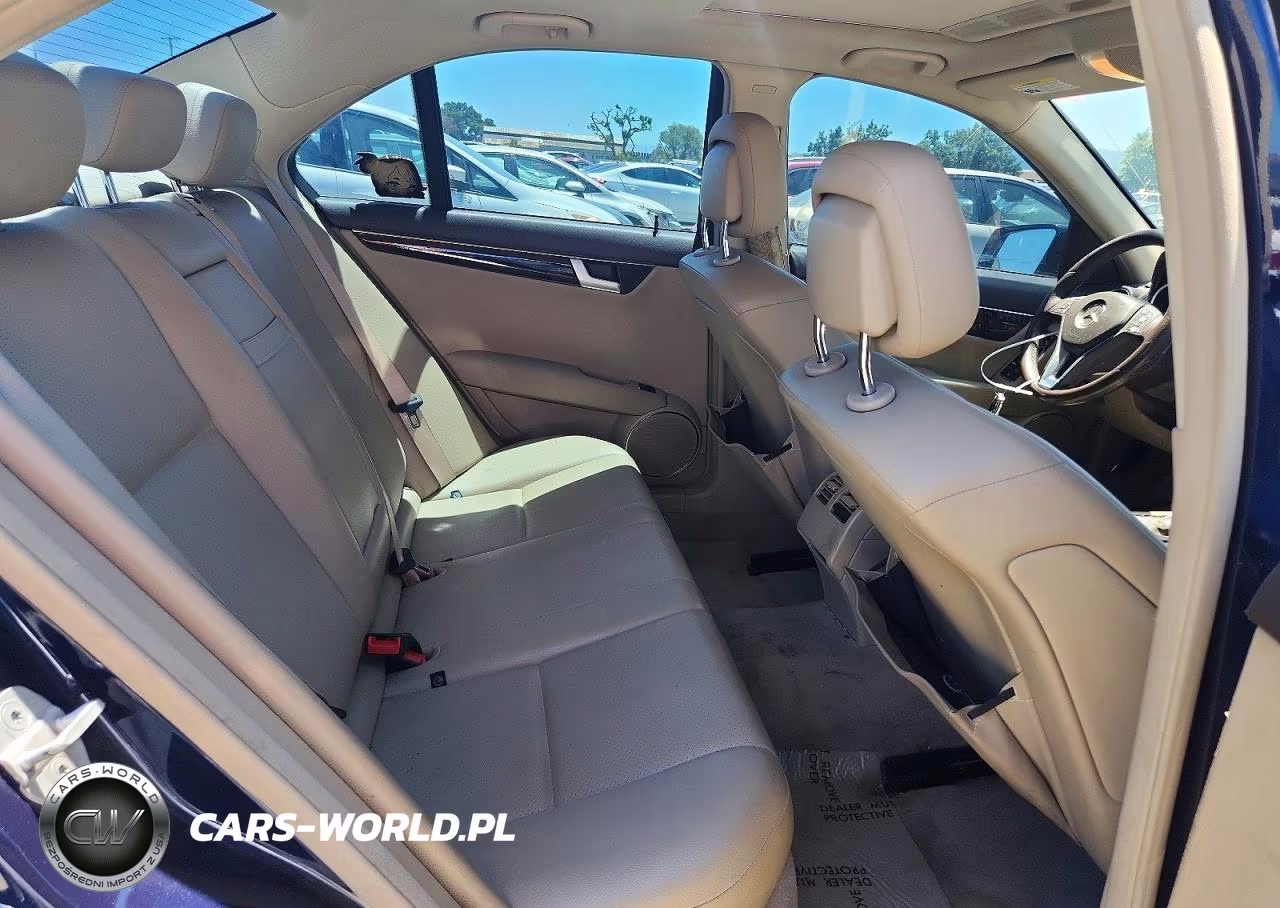 2013 Mercedes-Benz C 350 VIN:WDDGF5HB4DG105109 - 10