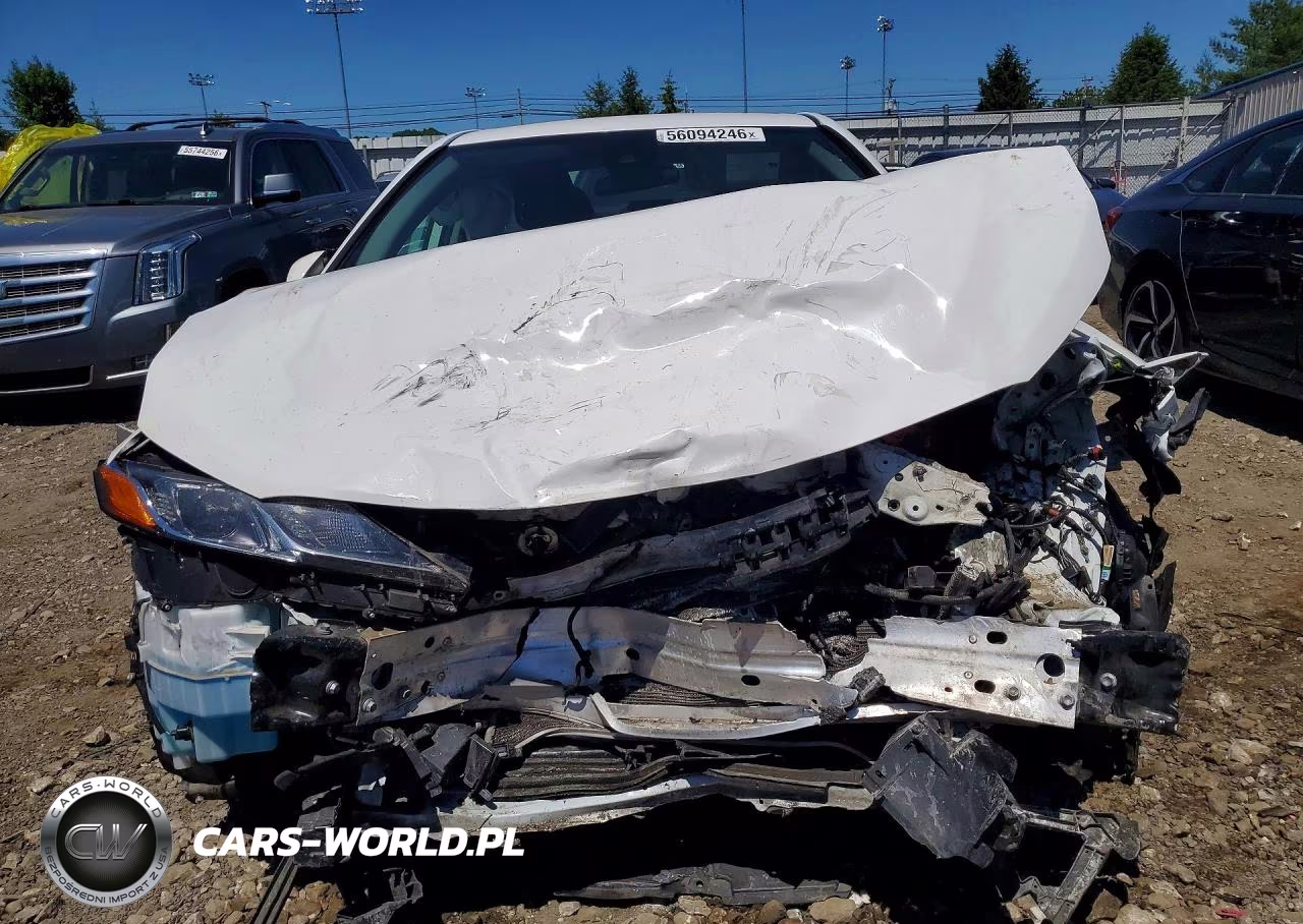 2021 Toyota Camry Le VIN:4T1C11AK4MU402985 - 5