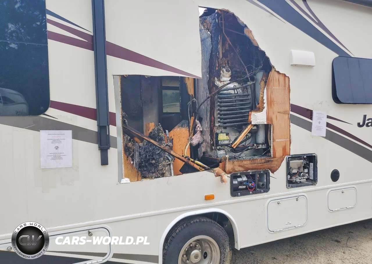 2019 Jayco Redhawk Rv VIN:1FDXE4FS1KDC55831 - 9