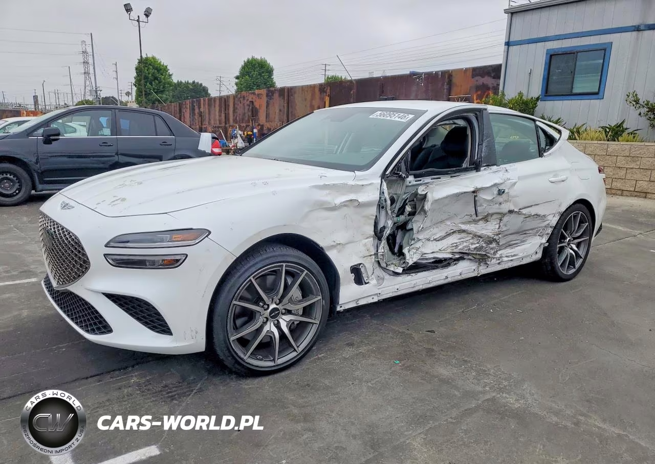 2025 Genesis G70 2.5T Standard – zdjęcie 1 z 12