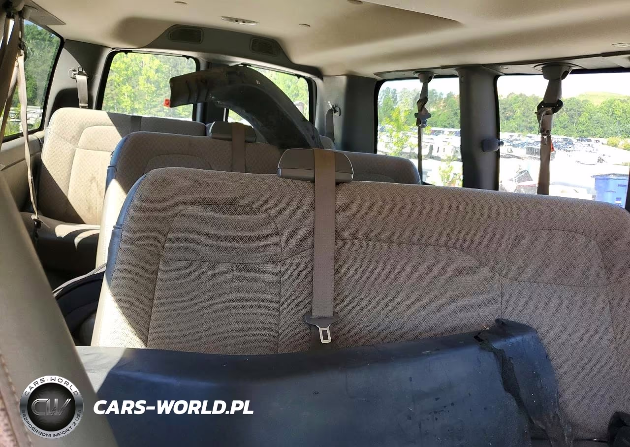 2019 Chevrolet Express G2500 Lt VIN:1GAWGFFG7K1218875 - 10
