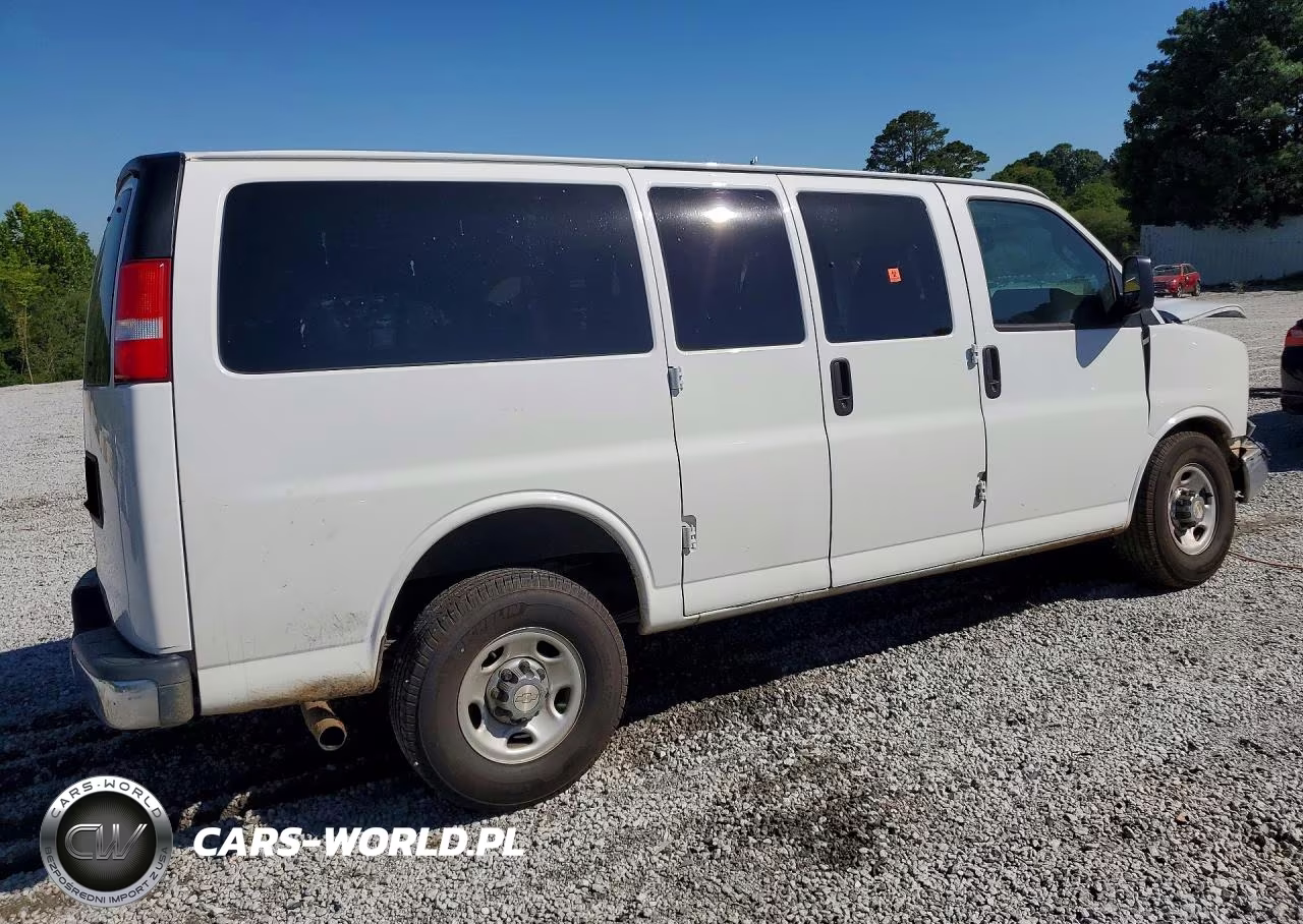 2019 Chevrolet Express G2500 Lt VIN:1GAWGFFG7K1218875 - 3