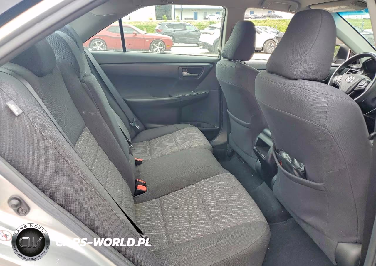 2017 Toyota Camry Le VIN:4T1BF1FK3HU620119 - 10