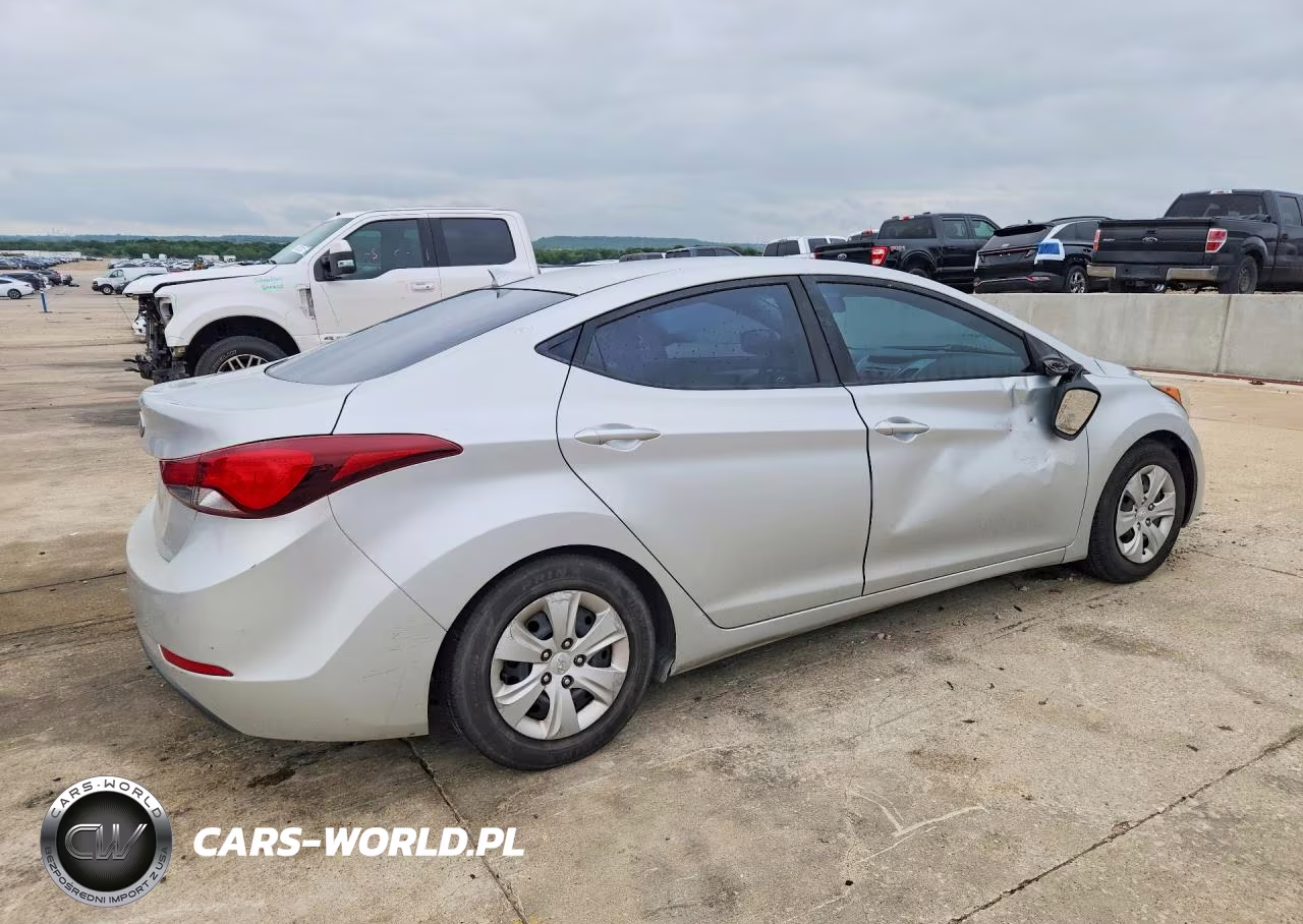 2016 Hyundai Elantra Se VIN:5NPDH4AE3GH750646 - 3