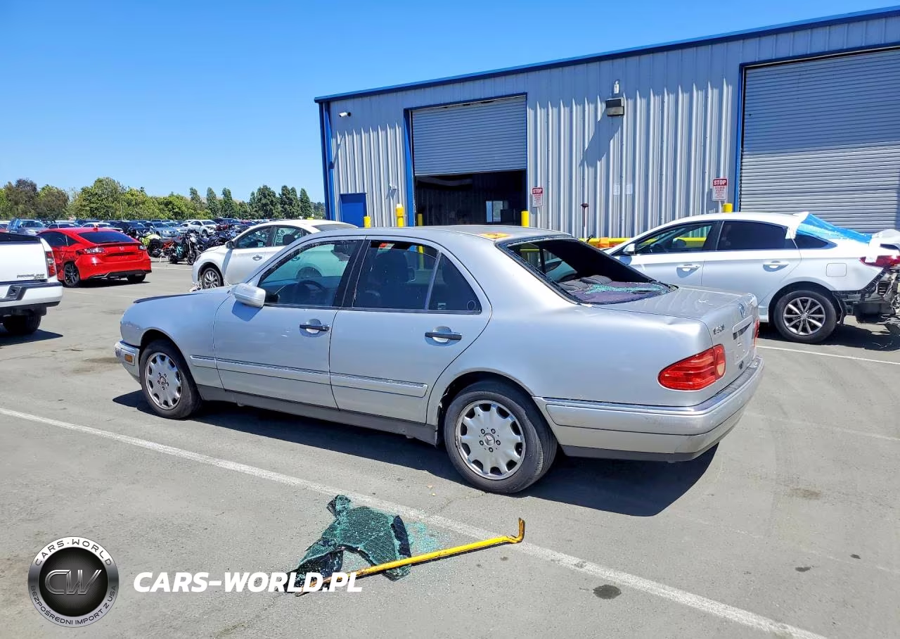 1997 Mercedes-Benz E 320 VIN:WDBJF55FXVJ035108 - 2