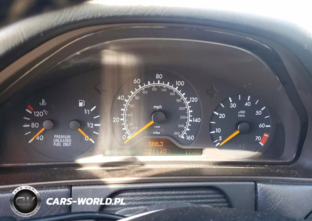 1997 Mercedes-Benz E 320 VIN:WDBJF55FXVJ035108 - 9