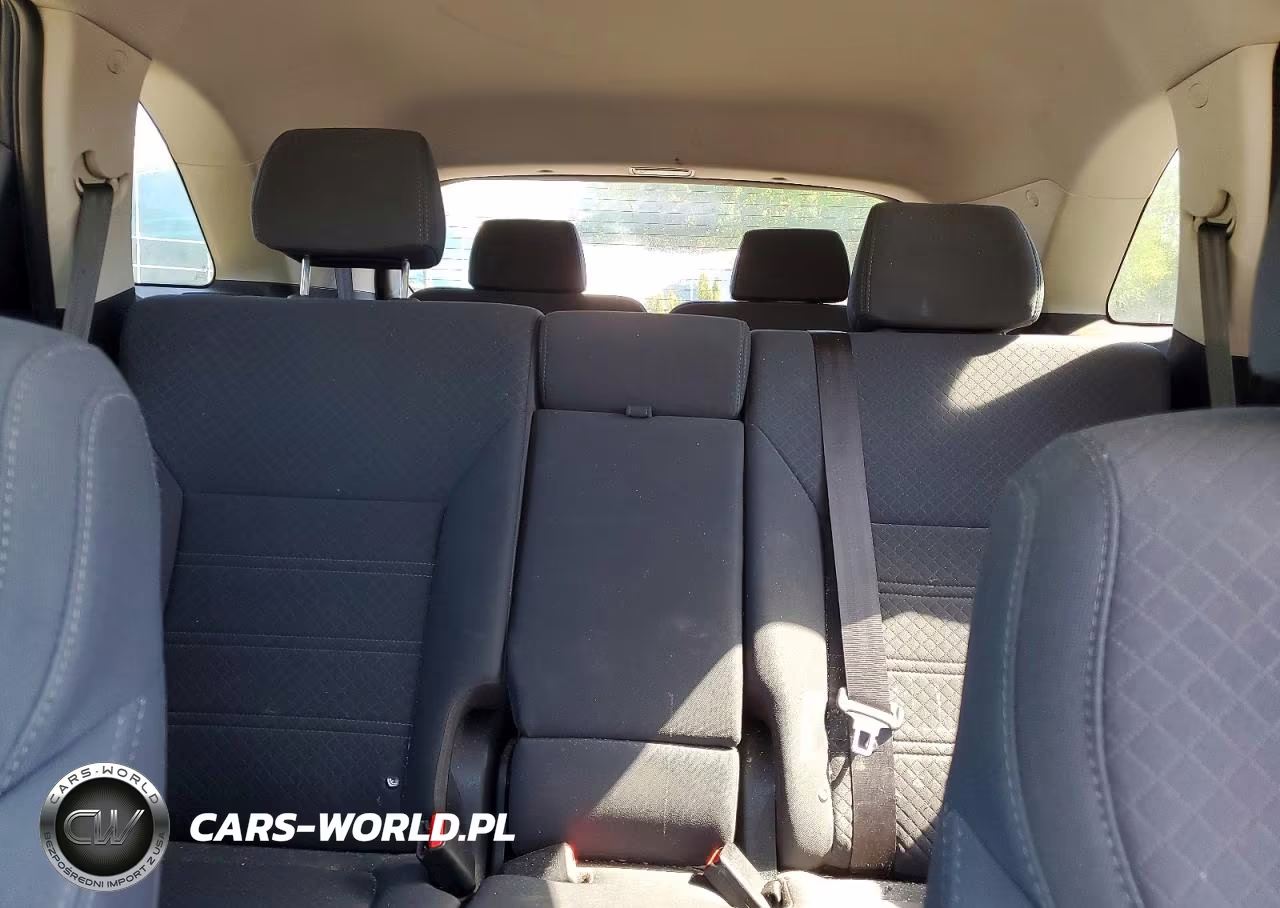 2018 Kia Sorento Lx VIN:5XYPGDA39JG362768 - 10
