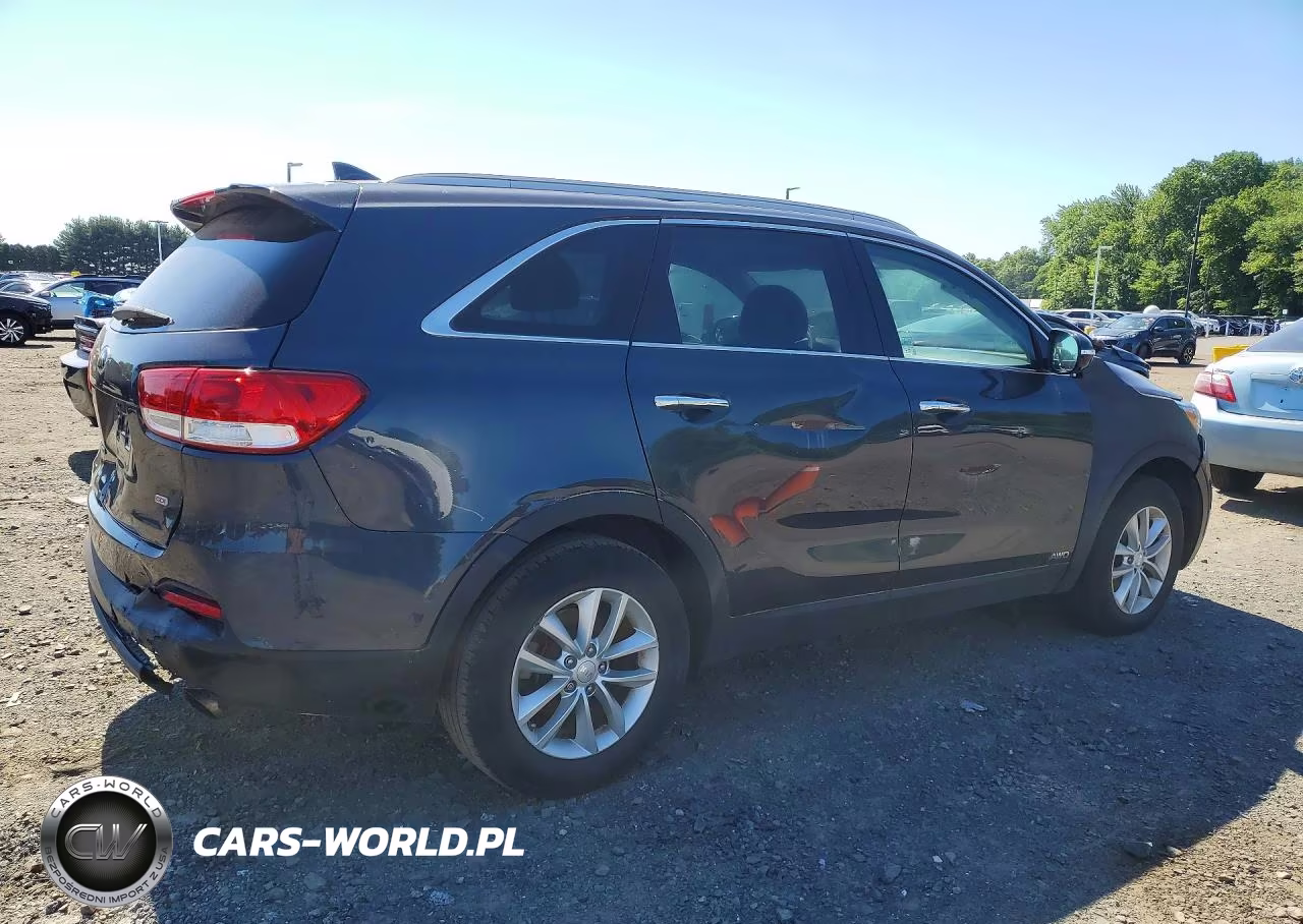 2018 Kia Sorento Lx VIN:5XYPGDA39JG362768 - 3