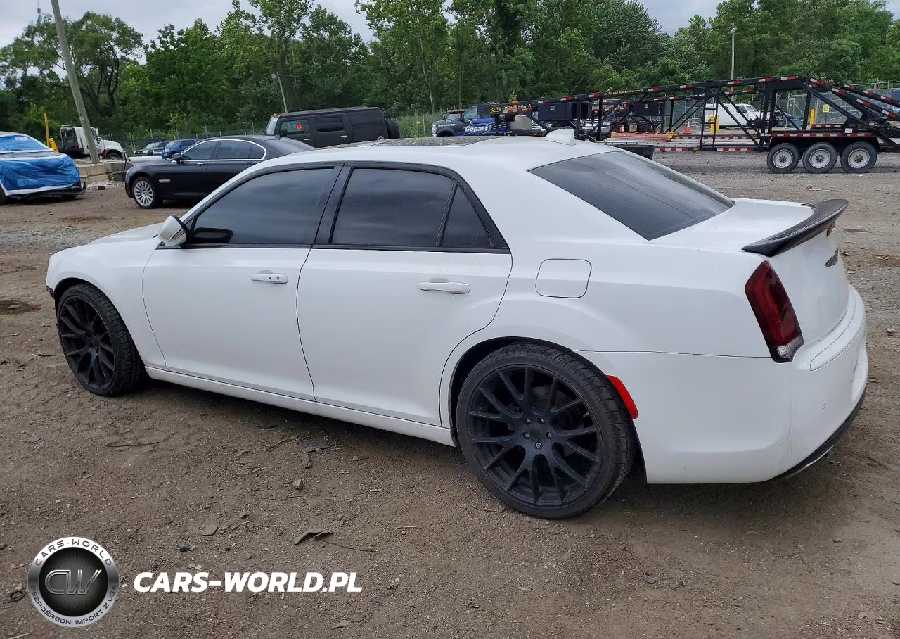 2015 Chrysler 300 S VIN:2C3CCABG7FH786960 - 2