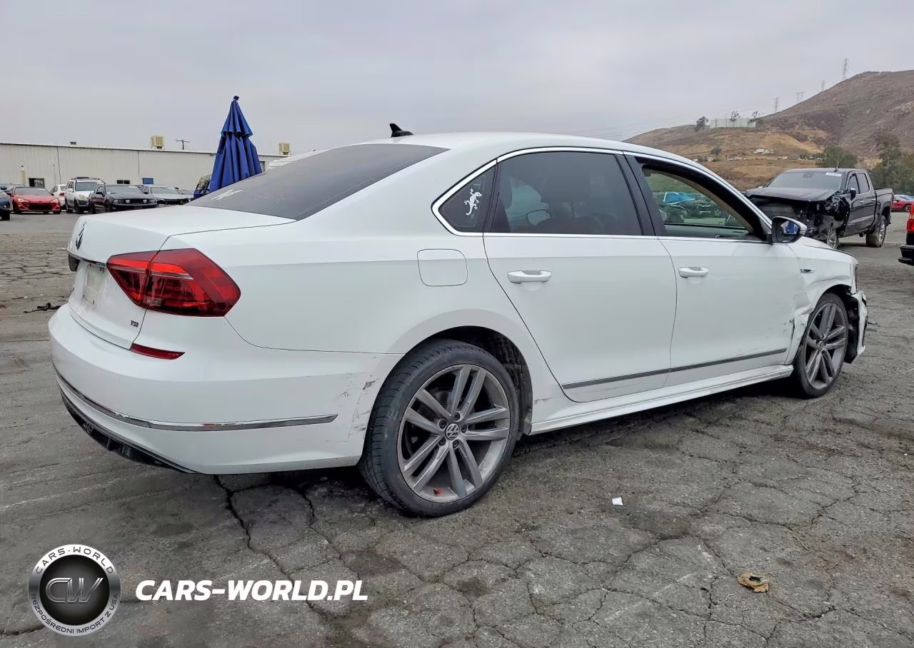 2017 Volkswagen Passat R-Line VIN:1VWDT7A34HC000228 - 3