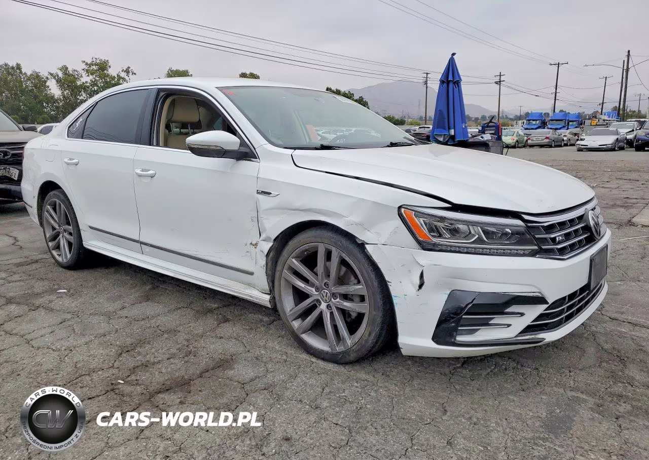 2017 Volkswagen Passat R-Line VIN:1VWDT7A34HC000228 - 4