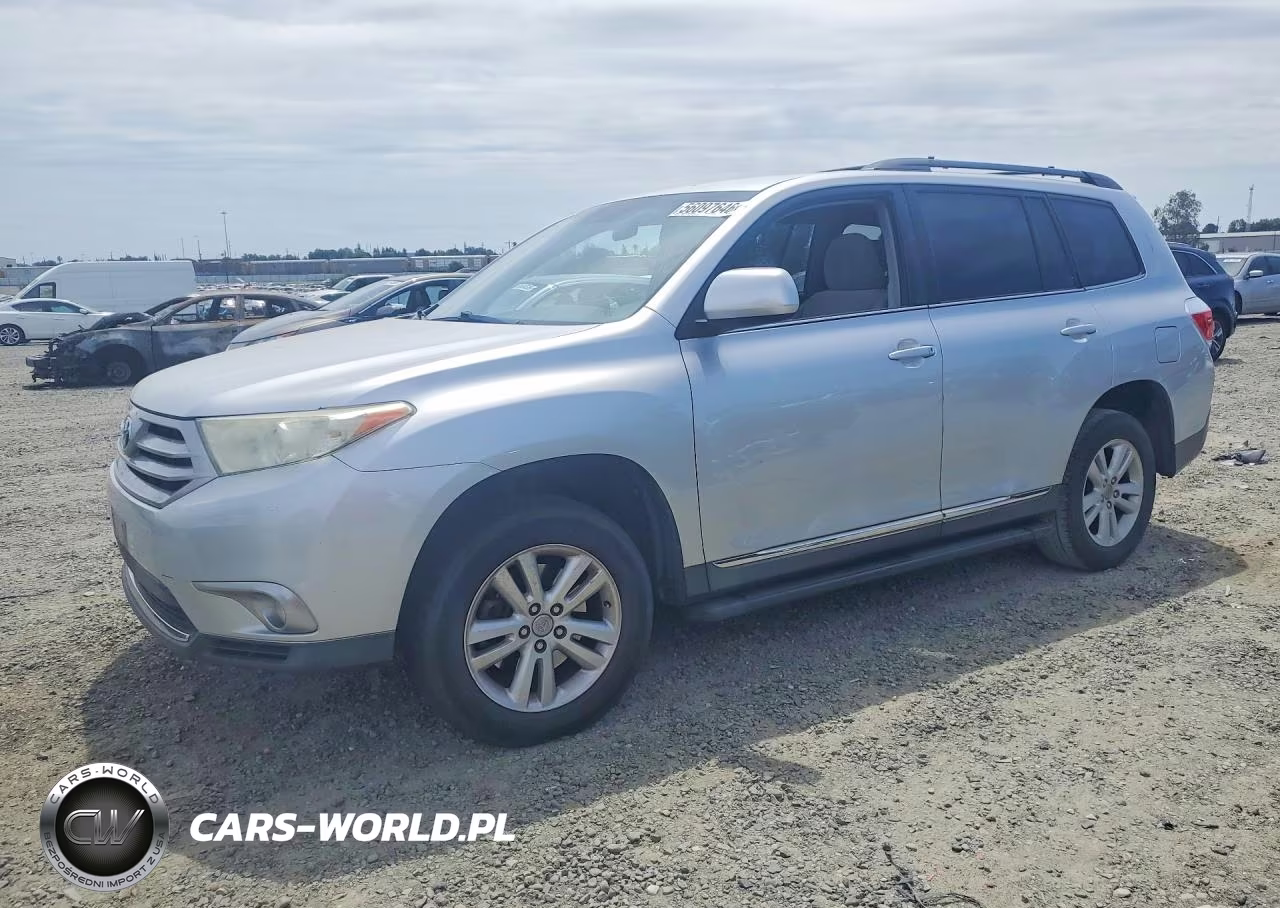 2013 Toyota Highlander Plus