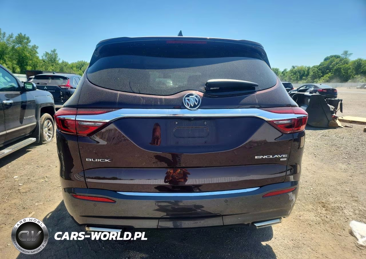 2018 Buick Enclave Essence VIN:5GAEVAKW3JJ136439 - 6