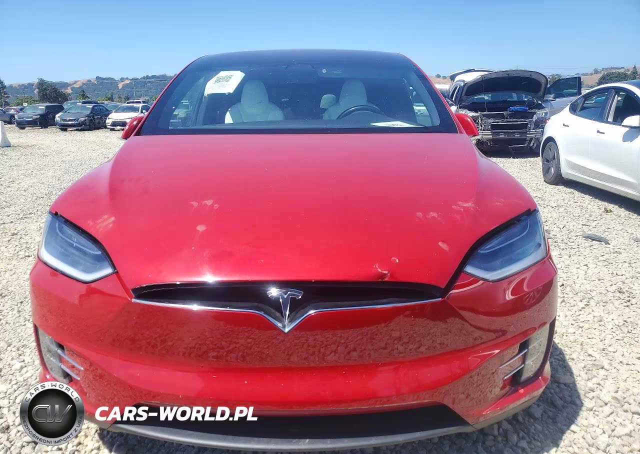 2019 Tesla Model X VIN:5YJXCAE22KF162402 - 5