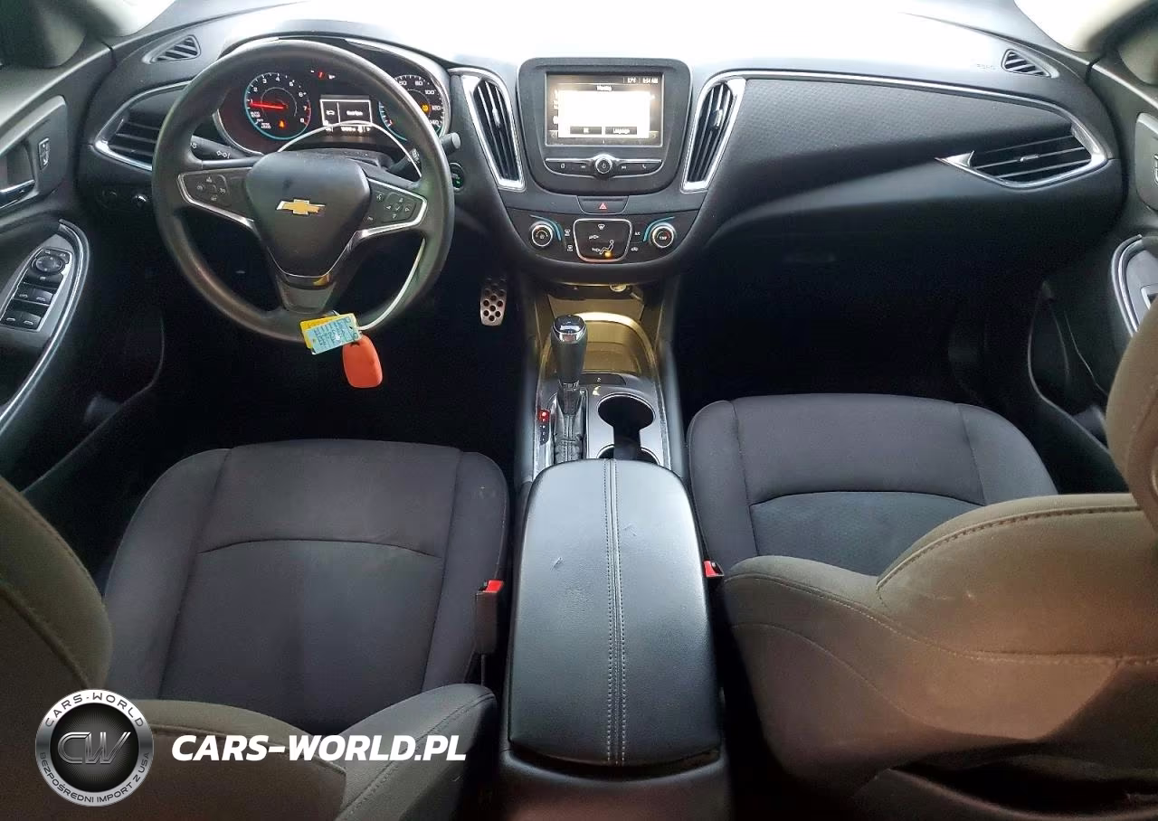 2017 Chevrolet Malibu Lt VIN:1G1ZE5ST2HF223168 - 8