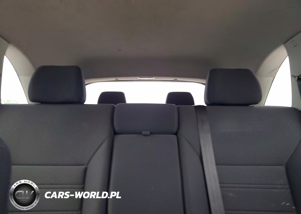 2020 Kia Sorento Lx VIN:5XYPGDA32LG659643 - 10