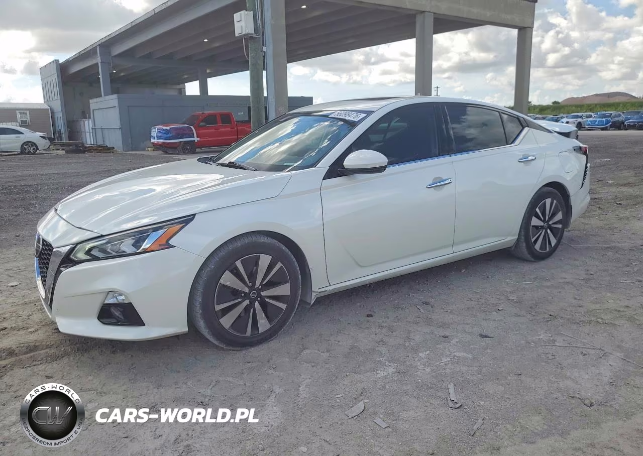 2020 Nissan Altima Sv – zdjęcie 1 z 12
