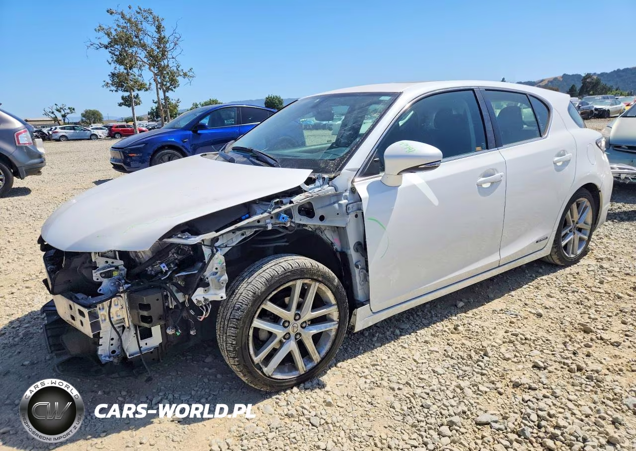 2015 Lexus Ct 200 – zdjęcie 1 z 13