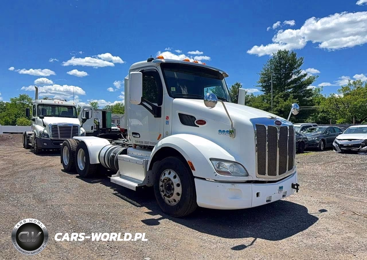 2015 Peterbilt 579