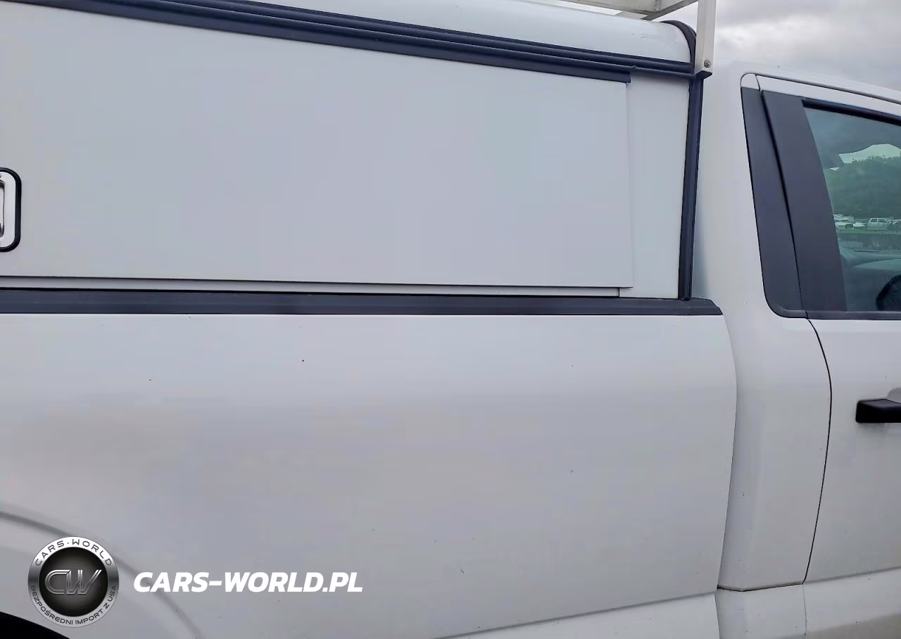 2022 Ford F150 VIN:1FTMF1C50NKD05507 - 11