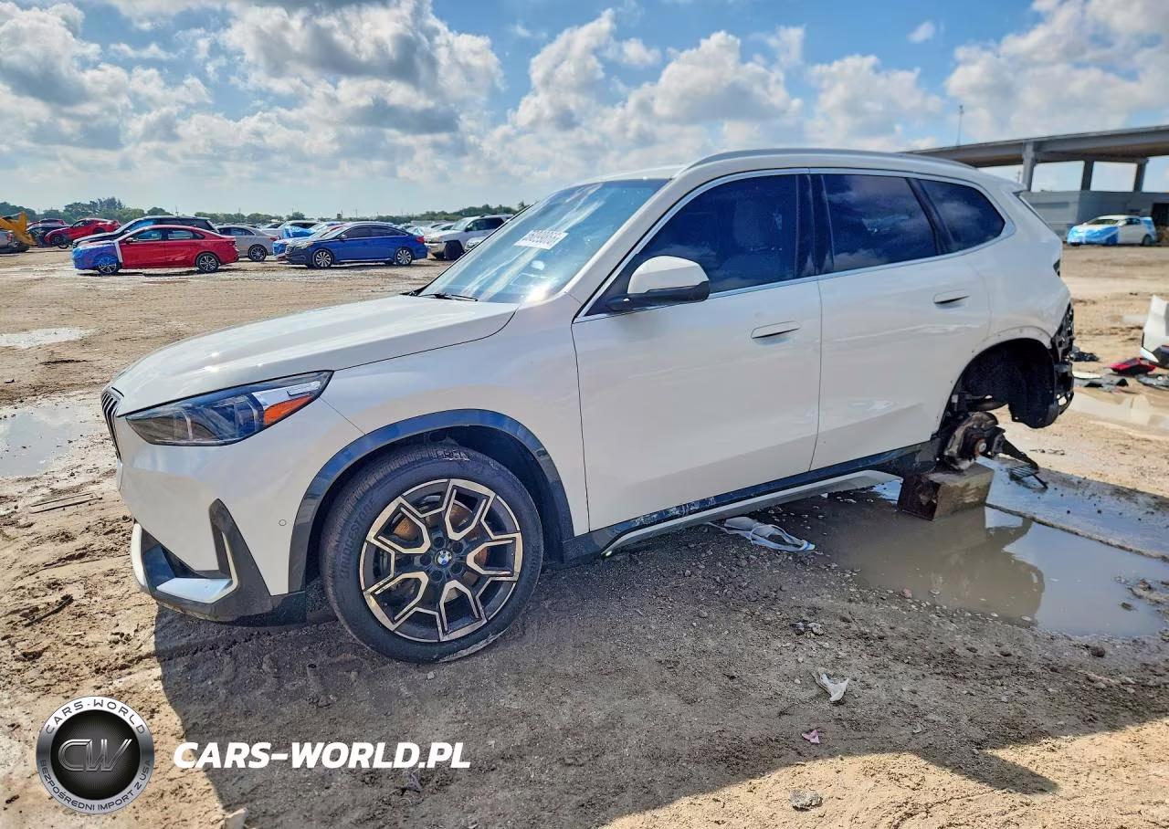 2025 BMW X1 xDrive28I