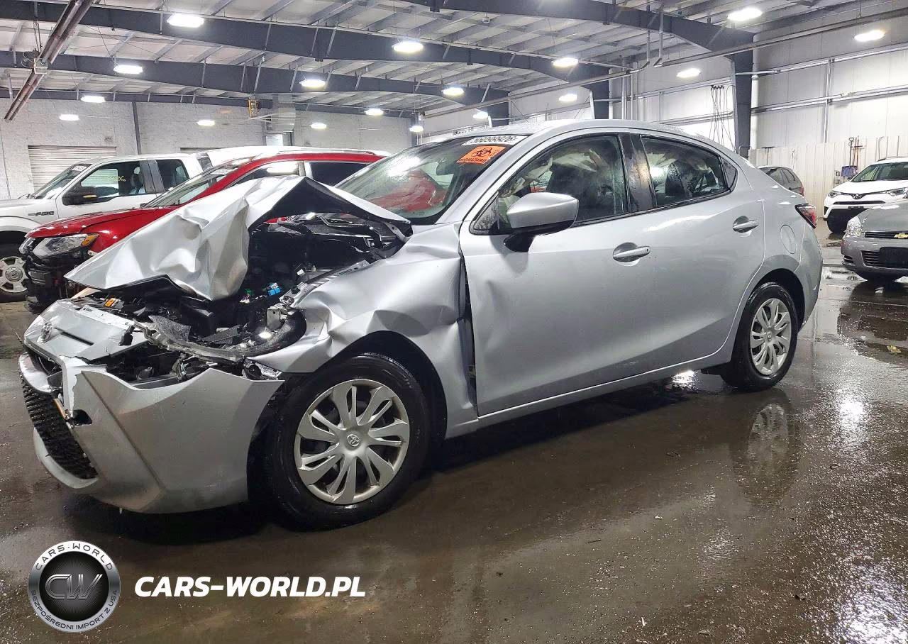 2019 Toyota Yaris L
